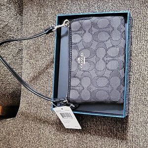 COACH black WRISTLET